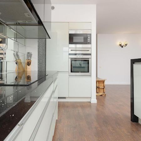 Blonia Wilanowskie Apartment Warsaw By Noclegi Renters Exterior photo