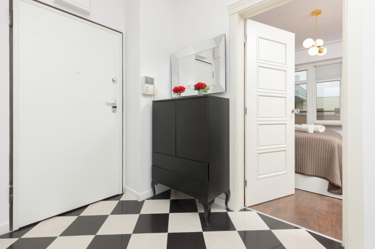 Blonia Wilanowskie Apartment Warsaw By Noclegi Renters Exterior photo